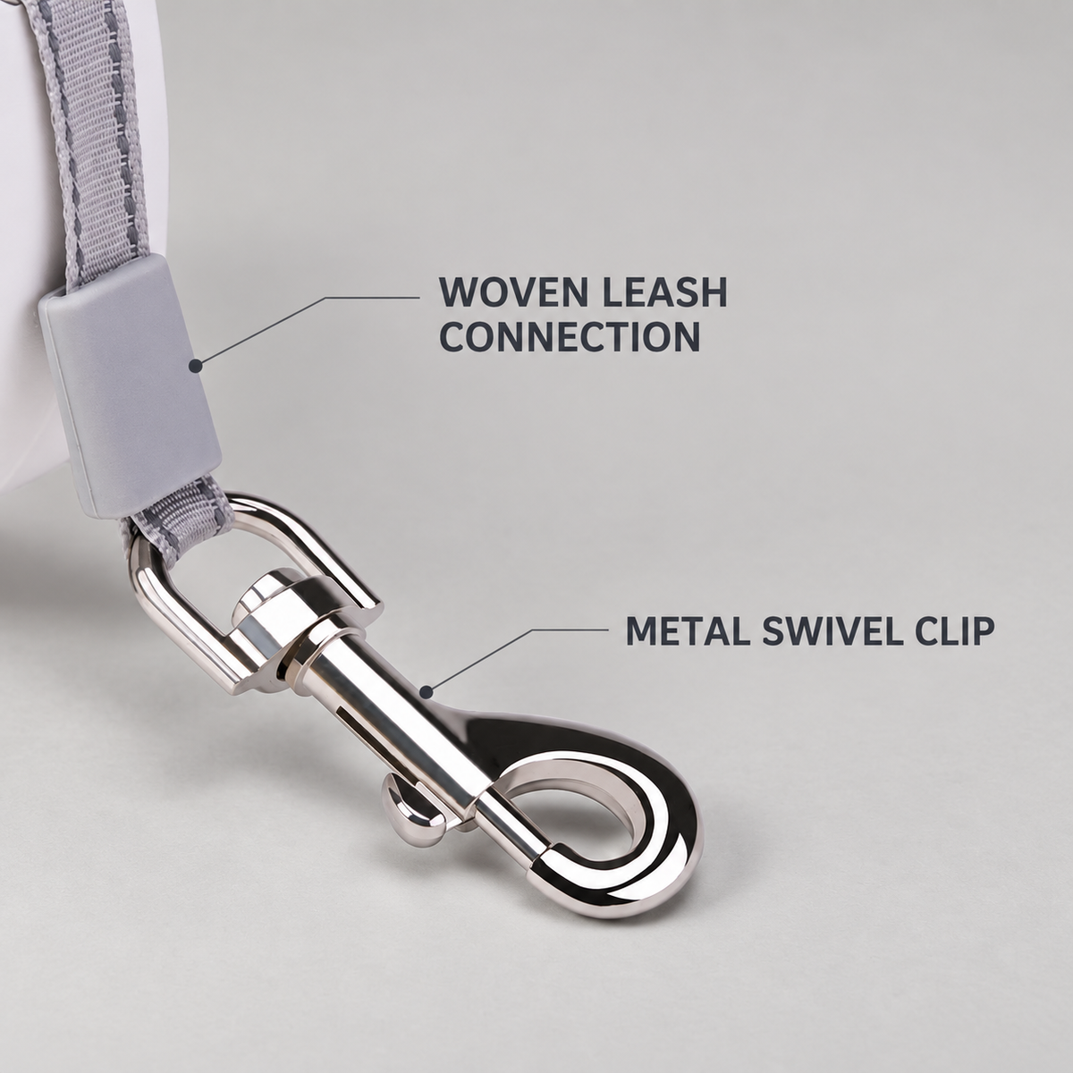 Retractable Dog Leash with Reflective-Edge Tape and Metal Swivel Clip